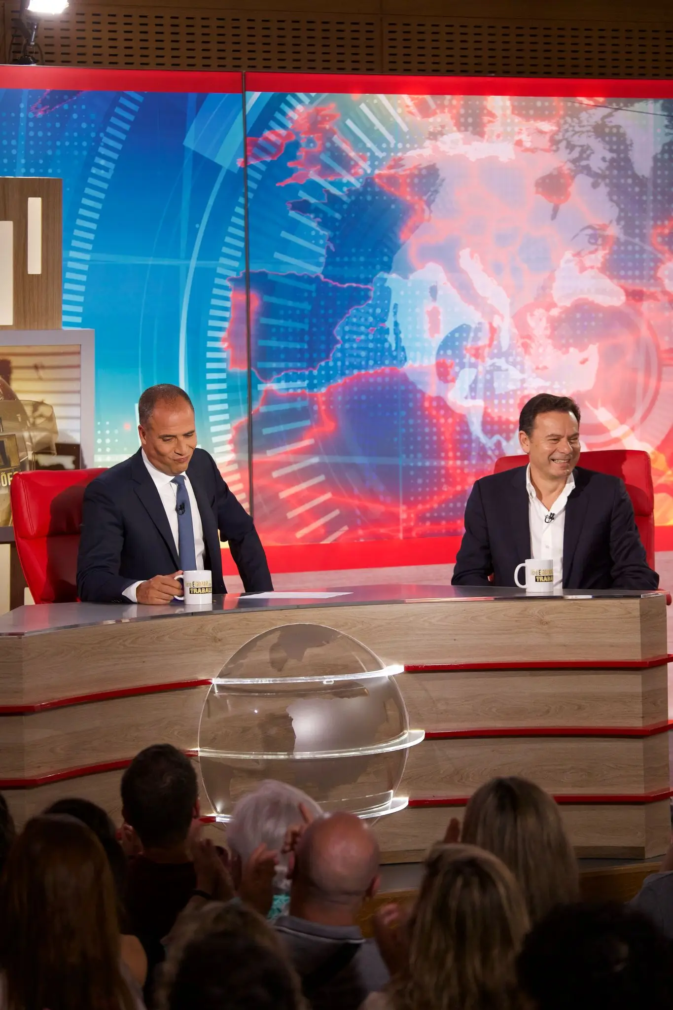 Luís Montenegro: "O Chega de um lado e o PS do outro. Eu só caí porque eles entraram os dois a pés juntos"