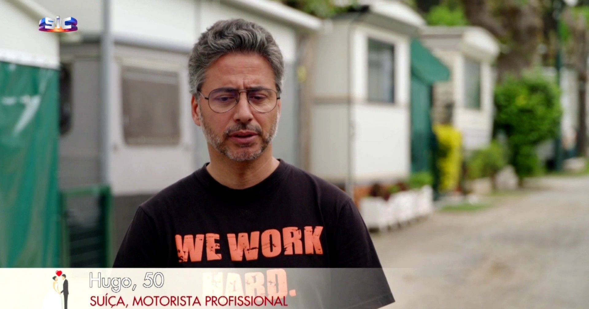 Hugo não se contém: 
