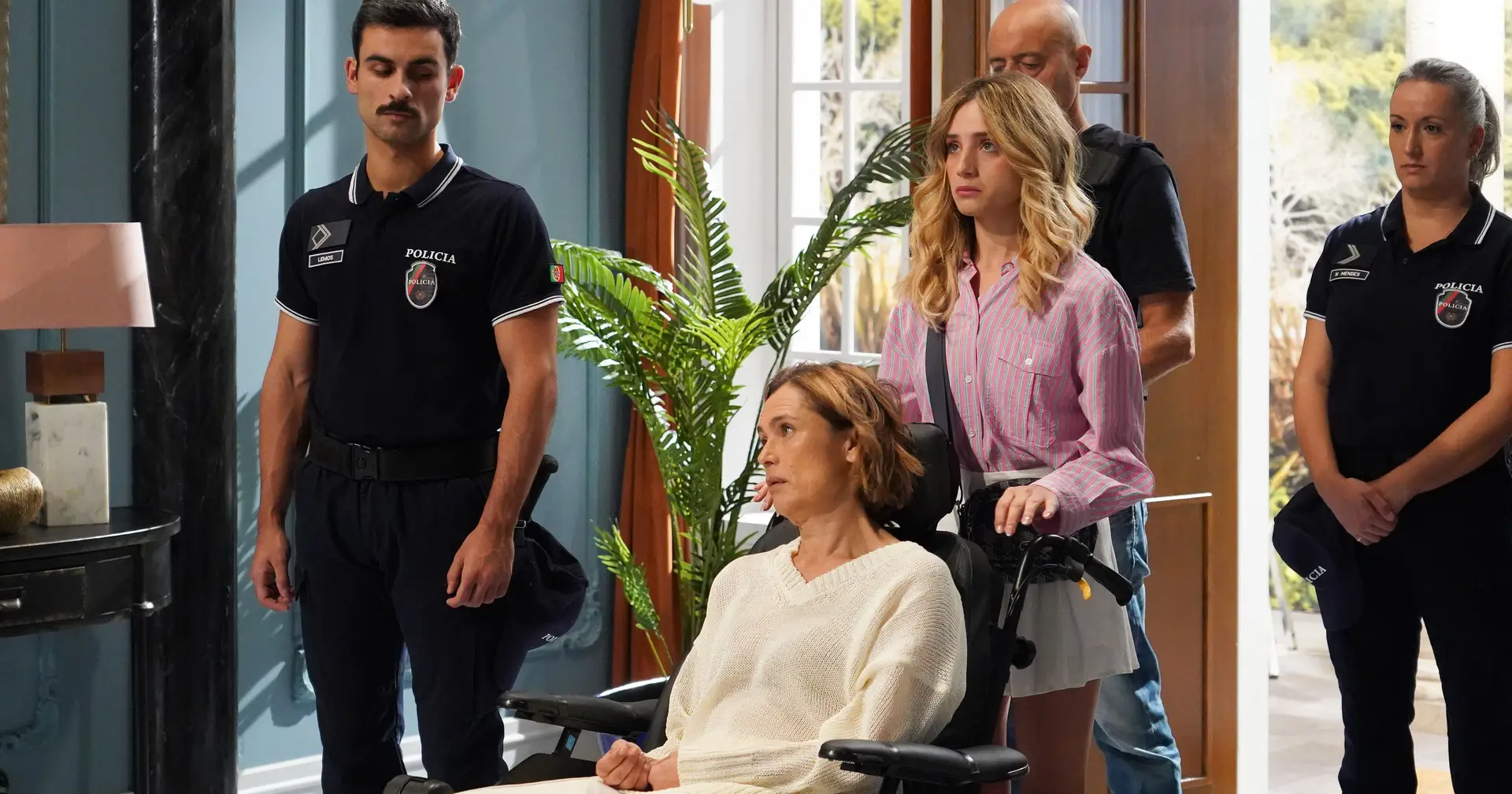 Resumo 39 A Promessa 39 Camila leva - 1.91x1