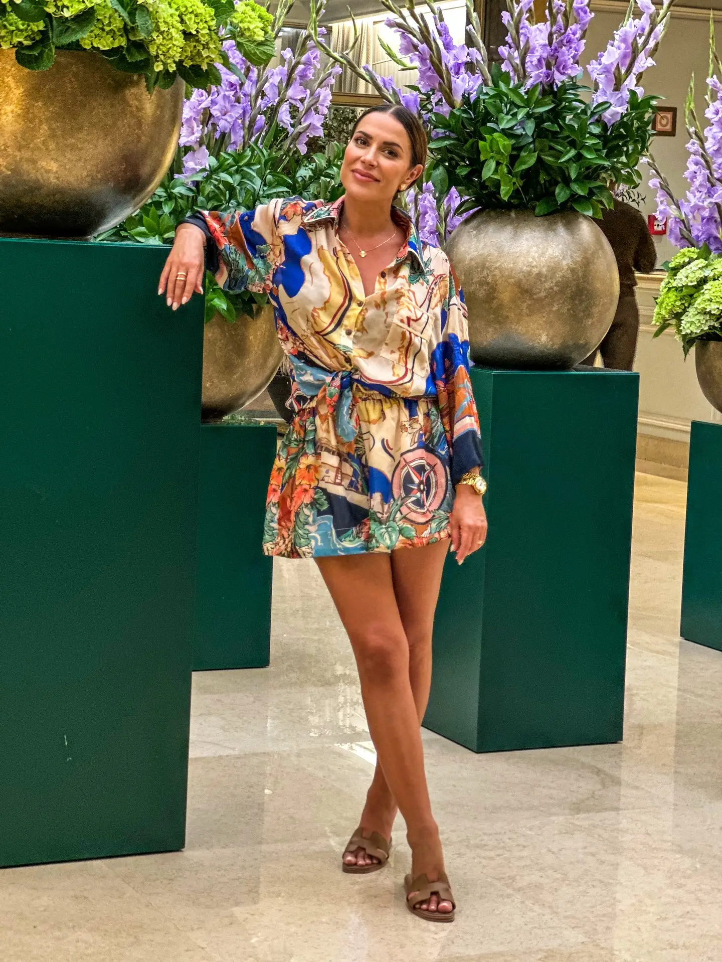 Estilosa a valer! Os looks coloridos de Dânia Neto para este verão — Veja as imagens