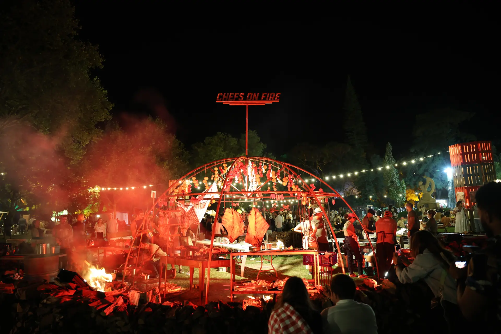 Casa cheia no primeiro dia do 'Chefs on Fire' 2025