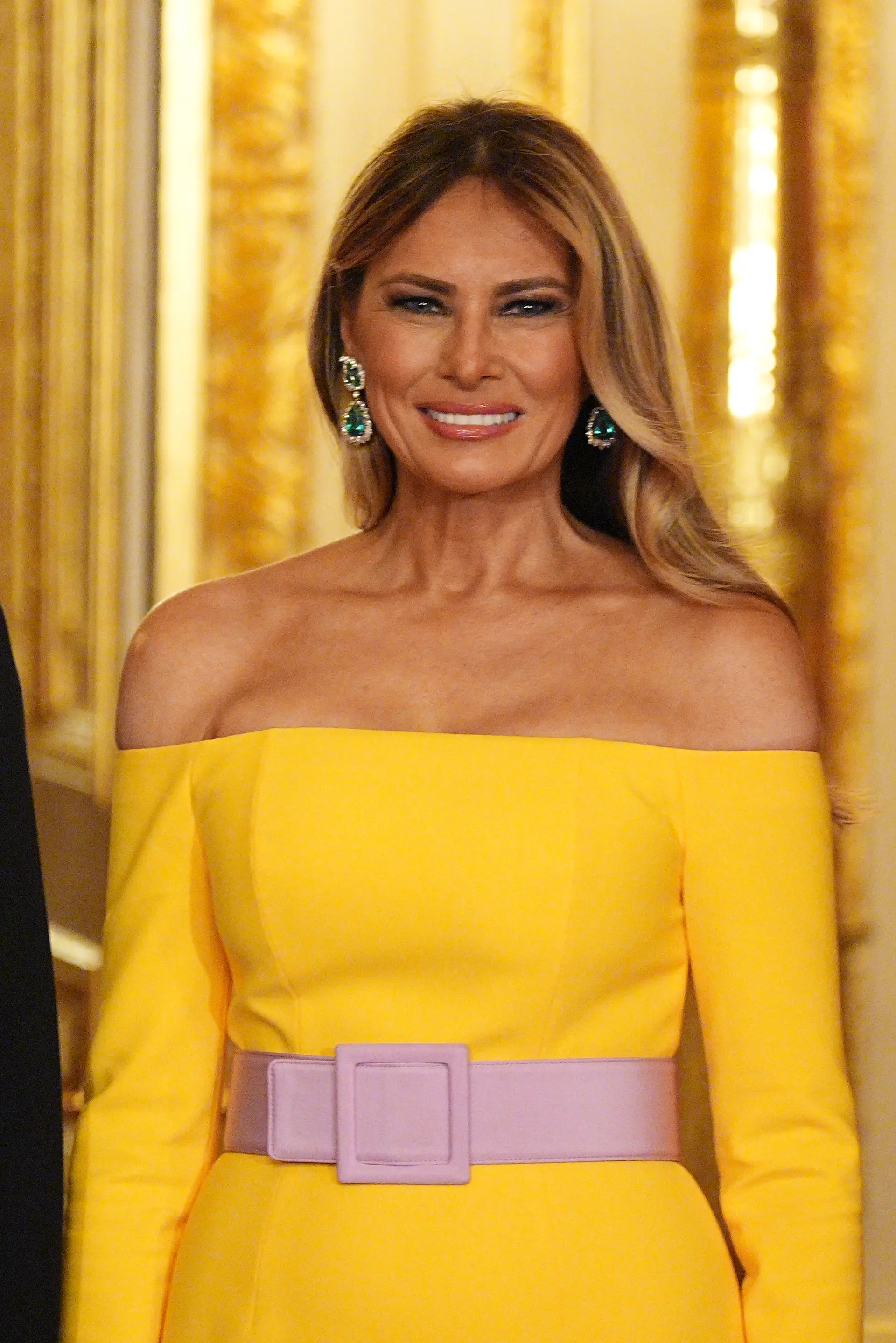 Melania Trump levou a elegância clássica ao Reino Unido — Veja as imagens!