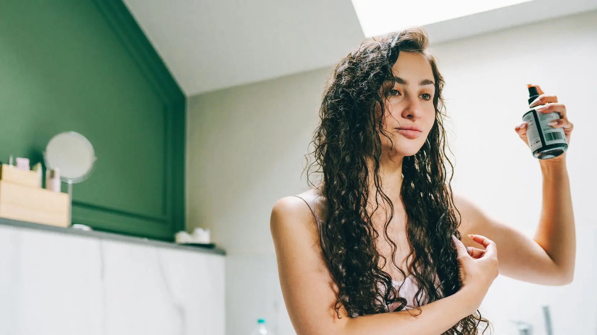 'Leave-in' ou creme de pentear? Saiba as diferenças e qual escolher para o seu cabelo