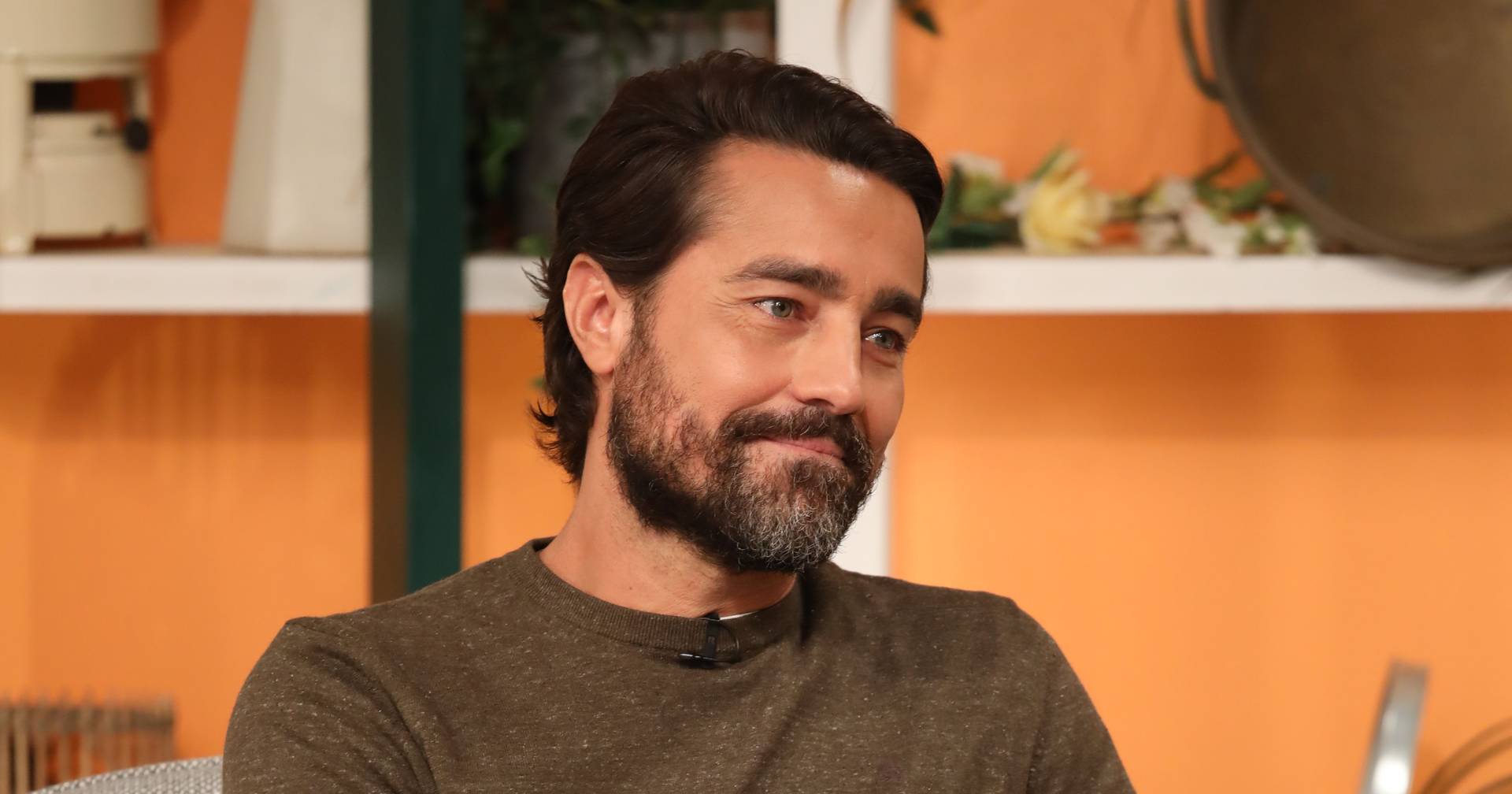 Ricardo Pereira relembra momento após vencer o Globo de Ouro: "Acho que vale a pena partilhar!"