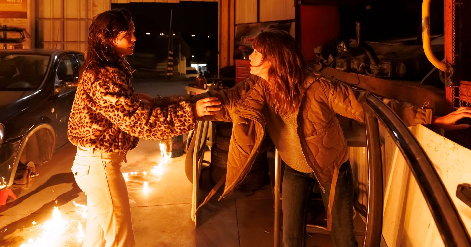 Presas nas chamas, Laura implora a Verónica: "Tu tens de sair daqui"