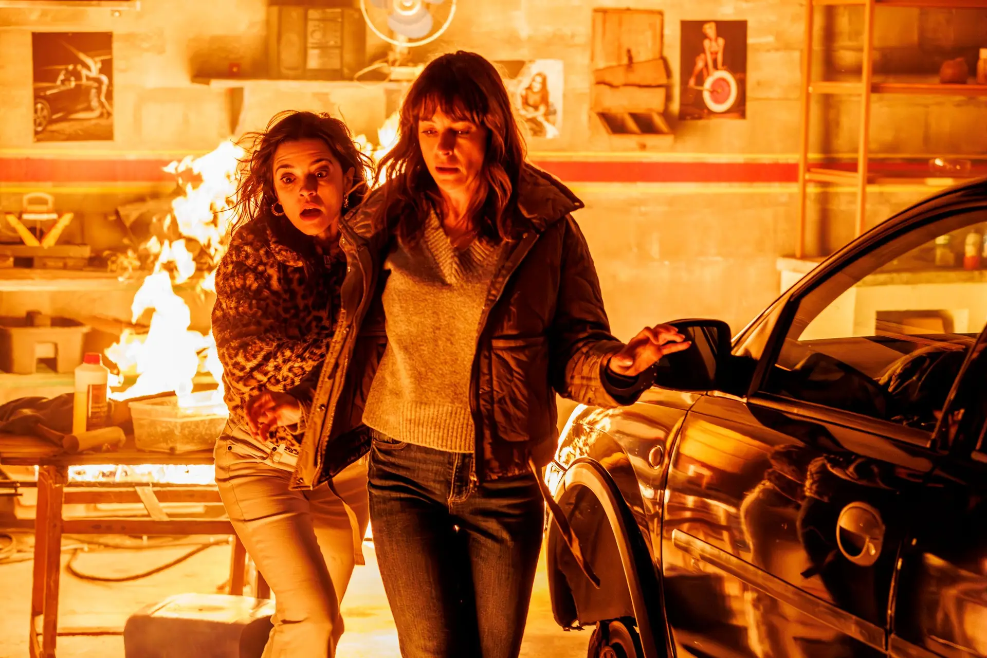 Resumo 'A Promessa': Verónica e Laura são cercadas pelas chamas - SIC