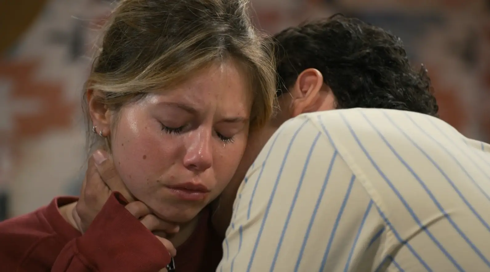 Resumo 'A Herança': Teresinha e Bernardo reencontram-se - SIC