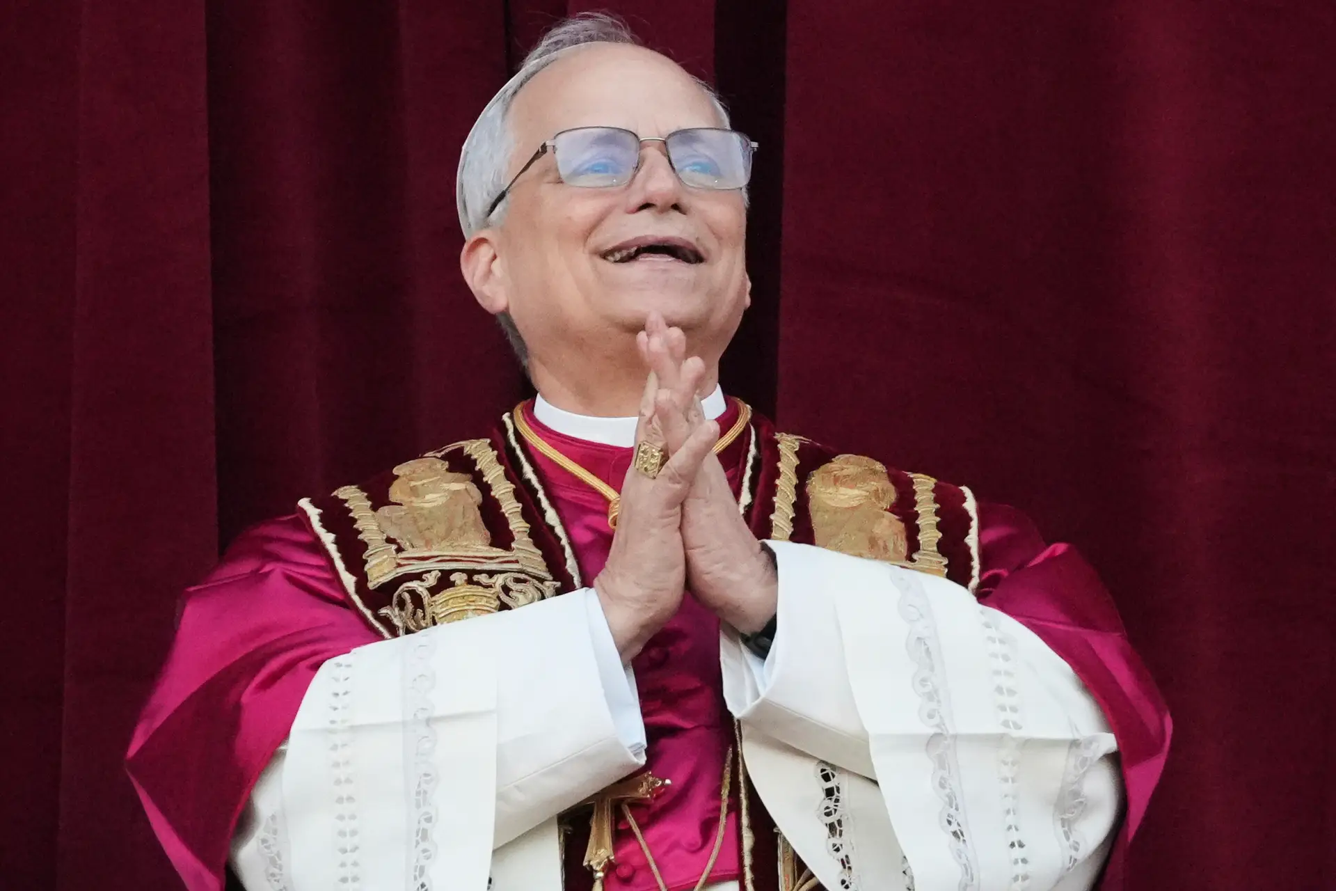 Cardeal Robert Prevost é o novo Papa