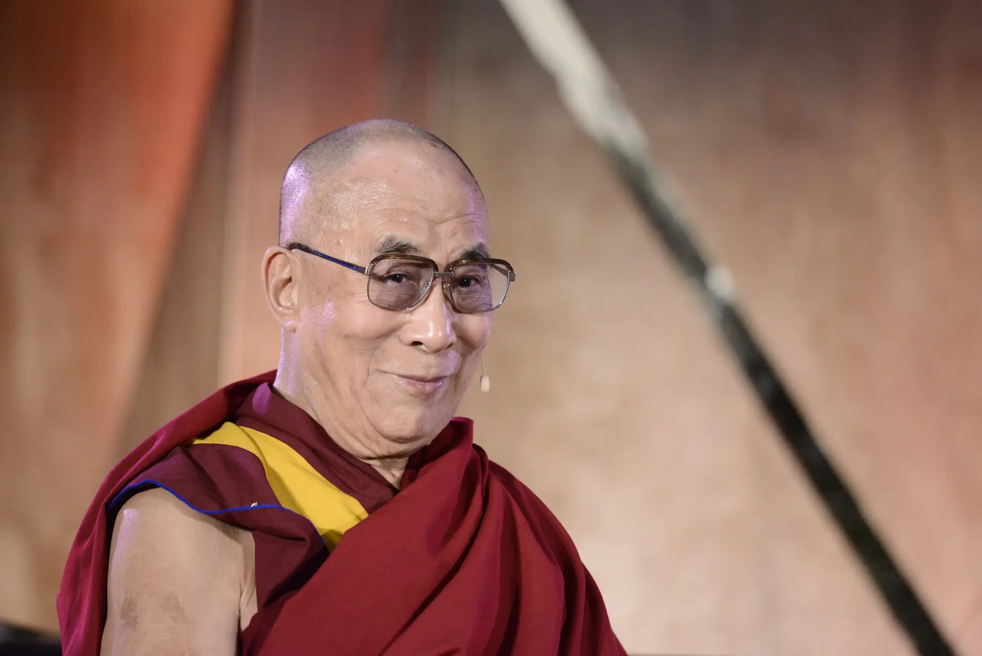 Porque se está a discutir a sucessão do Dalai Lama?
