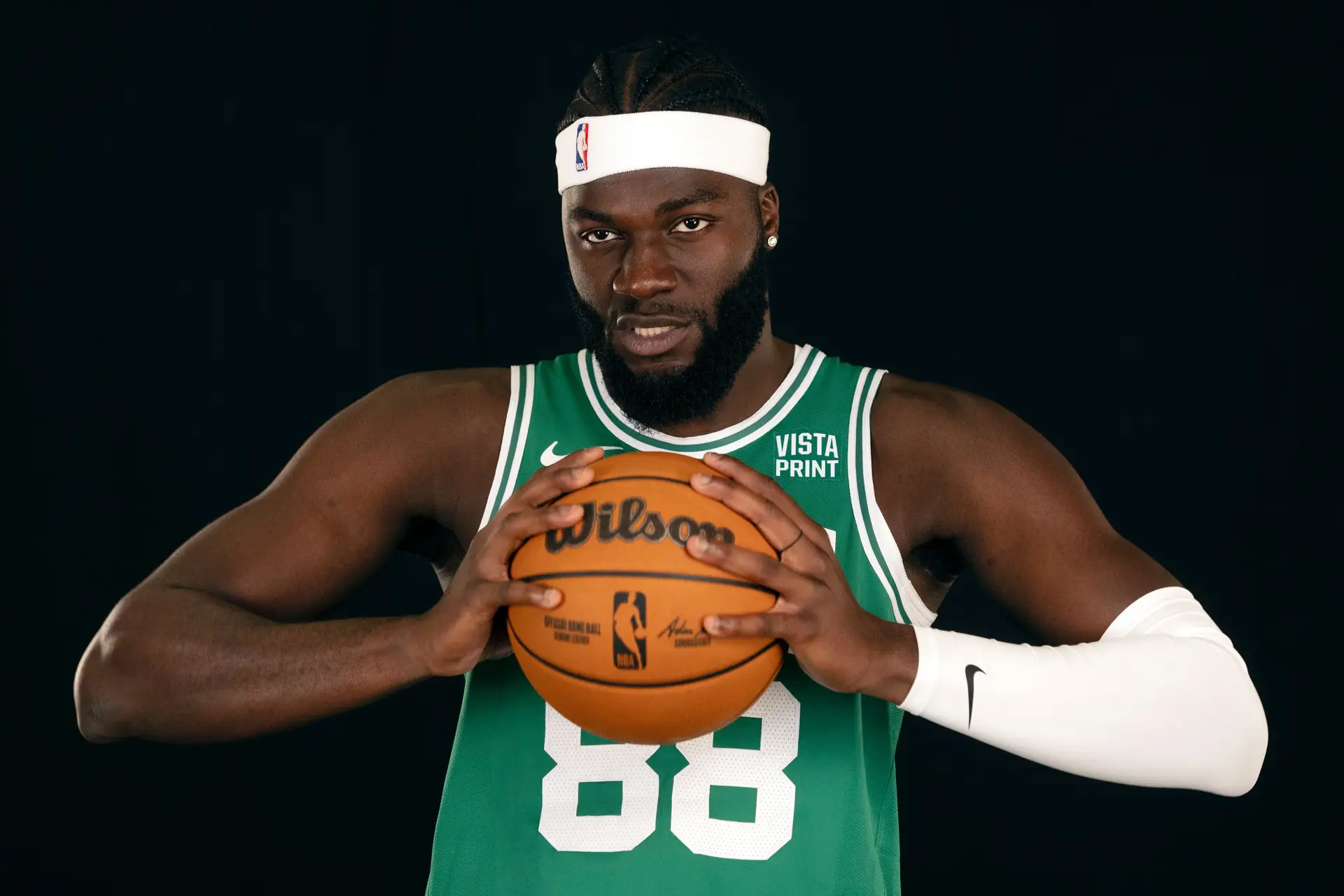 Neemias Queta, o primeiro português a jogar na NBA, garante contrato milionário