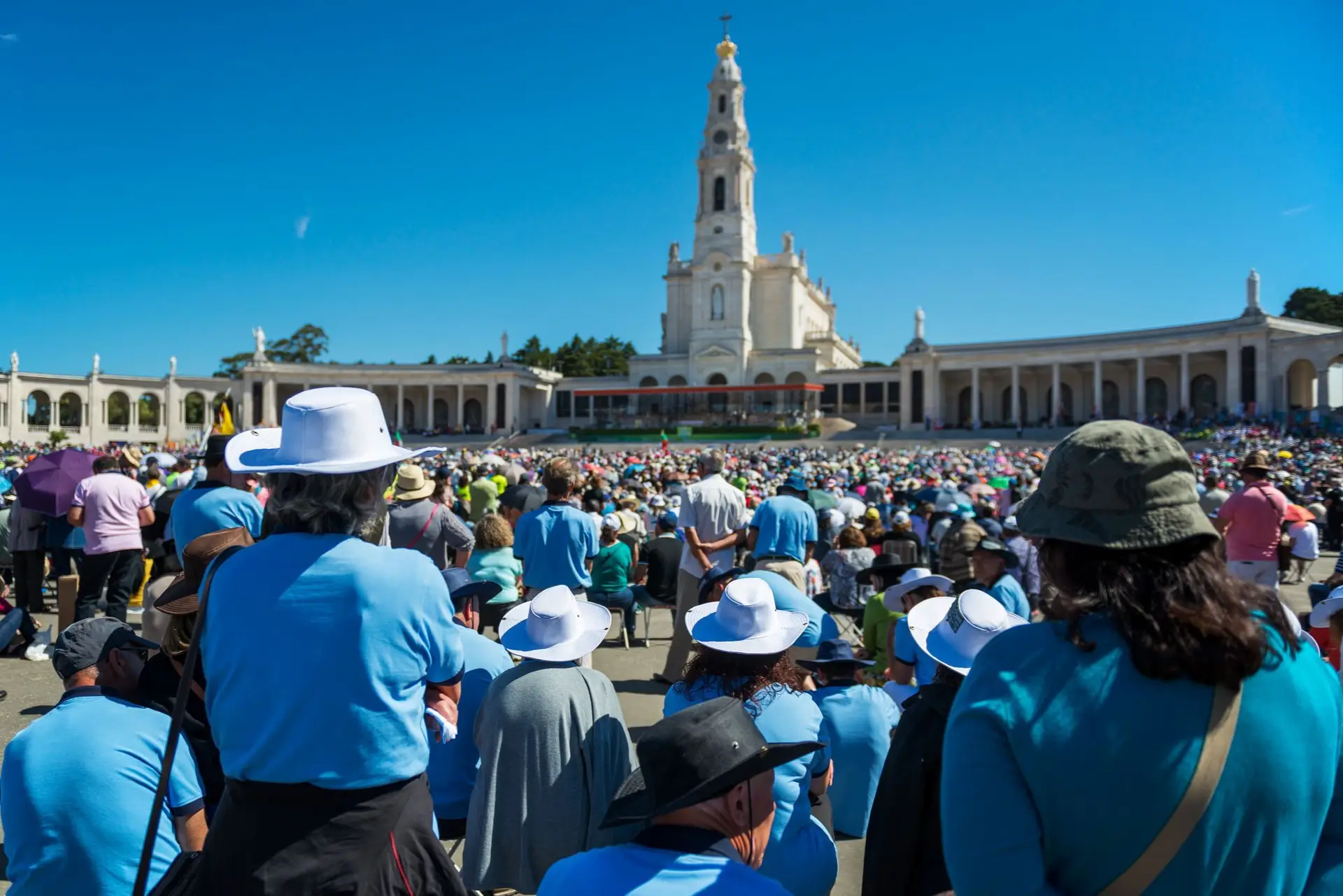 Porque vão tantas pessoas a Fátima no dia 13 de maio?