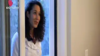 Um quarto, um bar, sala de jantar, de entretenimento e cinema numa só cave!