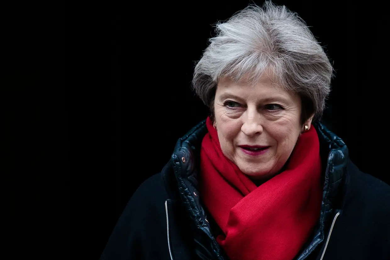 Theresa May. Em funções desde 2016, é a segunda mulher a ocupar o cargo de primeira-ministra britânica, após Margaret Thatcher. Também já ocupou o cargo de ministra do Interior, no executivo de David Cameron.
