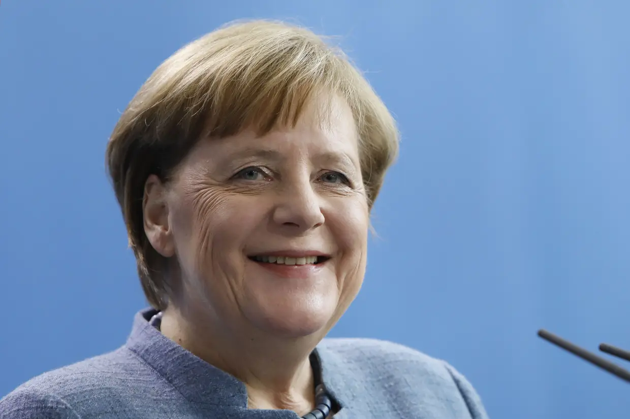 Angela Merkel. Chanceler alemã desde 2005, foi considerada pela revista Forbes, em 2017, a mulher mais influente do mundo e a terceira pessoa mais poderosa do globo, atrás de Donald Trump e Vladimir Putin.