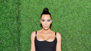 Kim Kardashian acusada de usar photoshop...outra vez