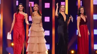 Eurovisão: Os looks das apresentadoras na segunda semifinal