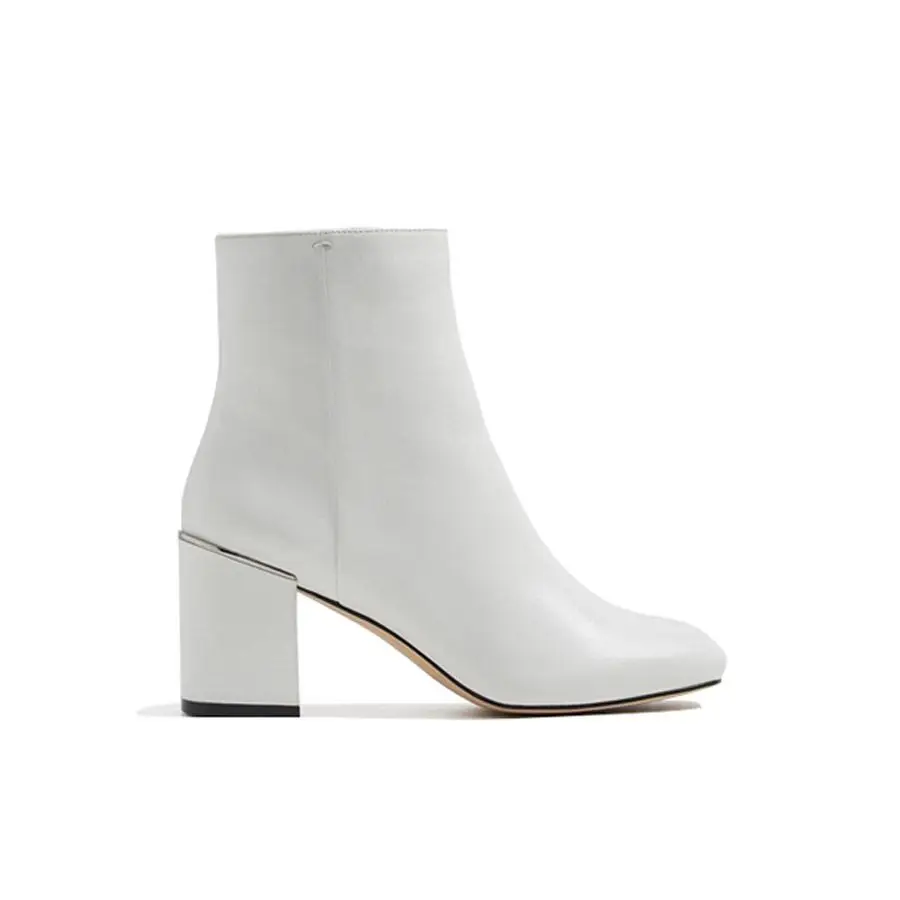 botas brancas
