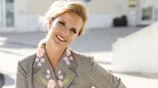 Cristina Ferreira arrasa em biquíni