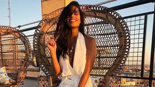 Rita Pereira assinala 7 meses de gravidez com vestido ultra curto