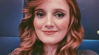 Carolina Deslandes derrete fãs com foto do filho mais novo no banho: "Igualzinho aos irmãos"