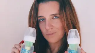 Inês Herédia deixa de amamentar e recebe apoio de outras mulheres