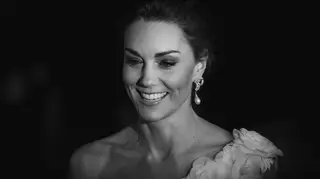 Kate Middleton usa peça de princesa Diana e brilha na passadeira vermelha dos BAFTA