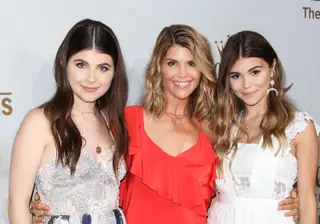 Lori Loughlin e as filhas Isabella e Olivia