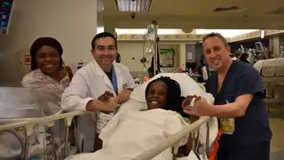Insólito: Mulher dá à luz seis bebés em apenas nove minutos