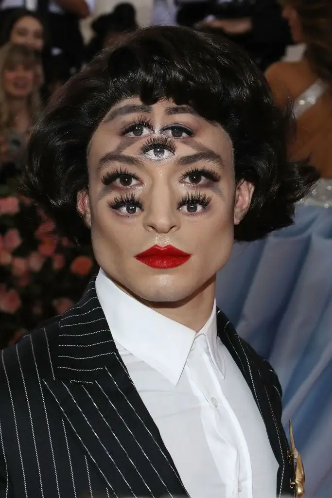 Ezra Miller na Met Gala 2019