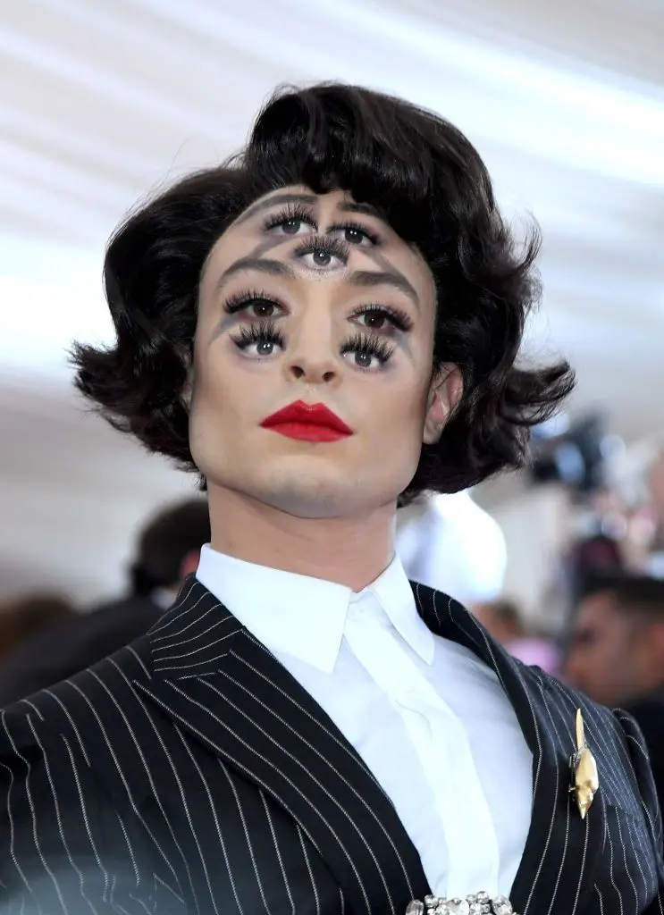 Ezra Miller na Met Gala 2019\