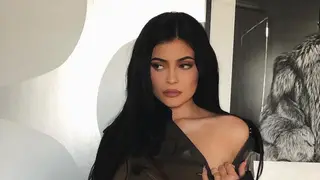 Kylie Jenner mostra luxuosa casa de banho do seu escritório