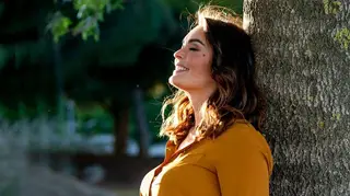 Na reta final da gravidez, Melânia Gomes exibe ‘barrigão’: “Como posso estar farta de tanto amor?”
