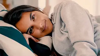 Sara Matos mostra-se sensual em lingerie