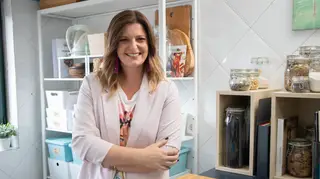 #EuQueroArrumar - O antes e depois da cozinha desorganizada da Tânia!