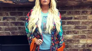 Jessica Simpson feliz por começar a recuperar a sua silhueta após o parto: “Já vejo os meus tornozelos”
