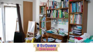 #EuQueroArrumar - Rita vê-se perdida num escritório repleto de livros, tecidos e linhas