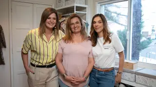 #EuQueroArrumar - Conheça as soluções de arrumação utilizadas para organizar o quarto de vestir da família de Helena