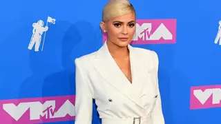 Kylie Jenner mostra árvore de Natal totalmente cor-de-rosa