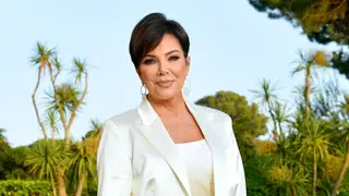 Mãe de Kim Kardashian oferece... botox para este Natal