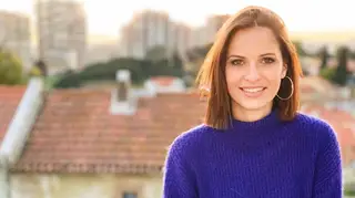 Vera Kolodzig revela fotografia inédita tirada minutos depois do nascimento do filho