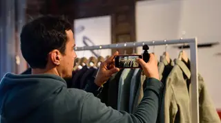 De que forma a economia pode influenciar a 'saúde' do planeta? Por que motivo a Moda é uma das indústrias mais poluentes do mundo?