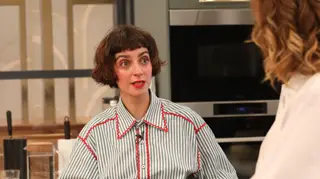 Joana Barrios chora por causa do racismo: "Para mim é uma coisa muito bizarra"