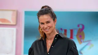 Cláudia Vieira sobre a relação da filha Maria com a irmã mais nova: "Não tinha qualquer dúvida de que o instinto maternal dela era incrível"