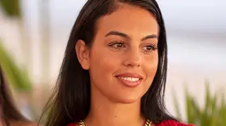 Georgina Rodríguez arrasa com ‘look’ já usado por Kylie Jenner e Beyoncé