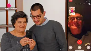 Paula Gomes fica "sem palavras" e mostra o resultado final ao marido por videochamada: "Está espetacular!"