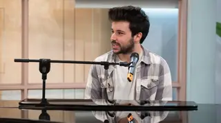 "Comecei muito cedo e sempre soube para onde queria ir!" - NEEV fala do primeiro disco e da experiência no Festival da Canção