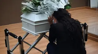 Angélica Jordão vê cinzas da filha à venda na Internet?