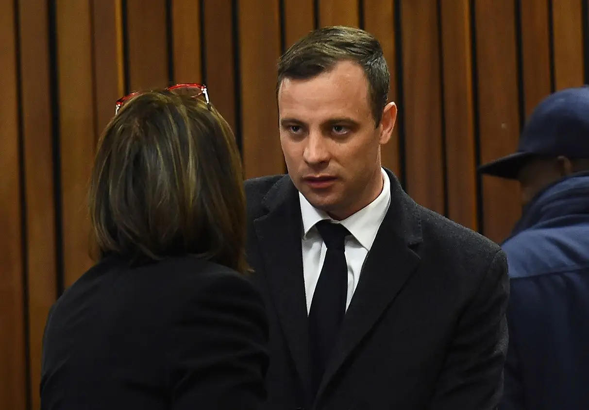 Polícia sul-africana transfere Oscar Pistorius para outra cadeia