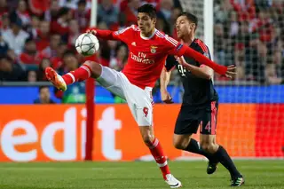 Benfica compra metade do passe de Jimenez por 12 milhões de euros