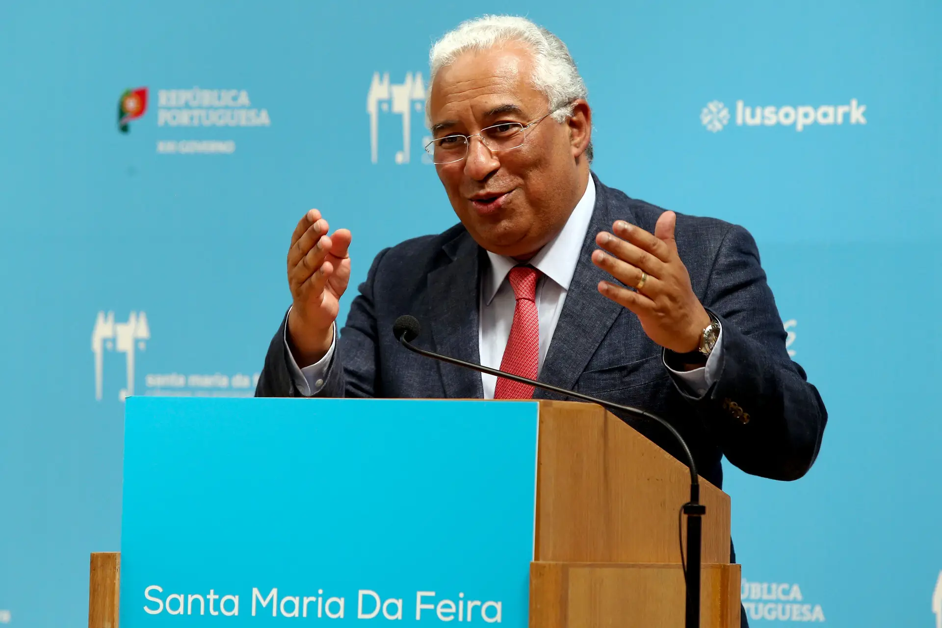 Costa diz que CGD não precisa de mais relatórios do FMI, BCE e Comissão Europeia